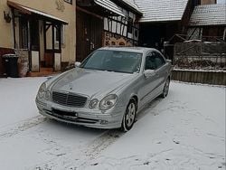Silber Gebraucht 2004 Mercedes E270 Limousine | 3.199 € (Guter Preis)