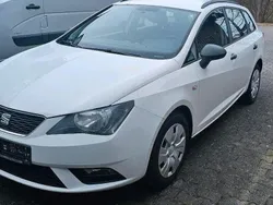 Weiß Gebraucht 2014 Seat Ibiza ST Kombi | 5.800 € (Etwas zu teuer)