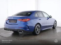 Spektralblau Gebraucht 2024 Mercedes C200 AMG Limousine | 43.890 € (Etwas zu teuer)