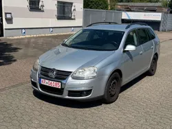Reflexsilber metallic Gebraucht 2008 VW Golf VI Comfortline Kombi | 2.999 € (Guter Preis)