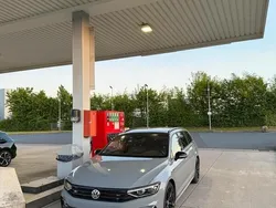 Grau Gebraucht 2020 VW Passat Edition Kombi | 38.000 €