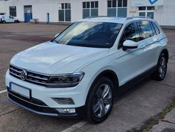 Weiß Gebraucht 2016 VW Tiguan Highline SUV | 20.900 € (Fairer Preis)