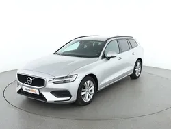 Grau Gebraucht 2021 Volvo V60 Momentum Kombi | 24.750 € (Superpreis)