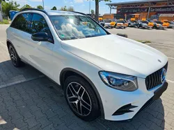 Weiß Gebraucht 2016 Mercedes GLC220 AMG line SUV | 22.999 € (Guter Preis)