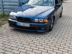 Blau Gebraucht 2025 BMW 523 M Sport Limousine | 5.500 €