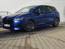 Blau Gebraucht 2022 BMW 220 Active Tourer M Sport Van / Kleinbus | 30.895 € (Etwas zu teuer)