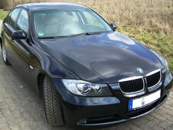 Schwarz metallic Gebraucht 2007 BMW 320 Limousine | 16.499 €