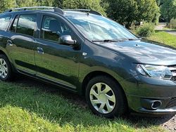 Grau Gebraucht 2016 Dacia Logan MCV Kombi | 7.999 €