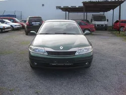 Grün Gebraucht 2002 Renault Laguna II Dynamique Limousine | 450 € (Superpreis)