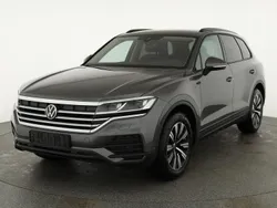 Silizium grau metallic Gebraucht 2025 VW Touareg SUV | 62.495 €