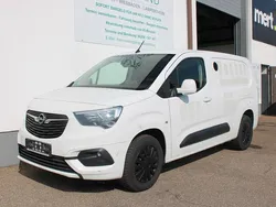 Weiß Gebraucht 2021 Opel Combo Van / Kleinbus | 8.990 € (Fairer Preis)