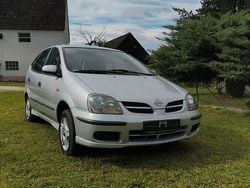 Silber Gebraucht 2005 Nissan Almera Tino Acenta+ Van / Kleinbus | 4.499 €