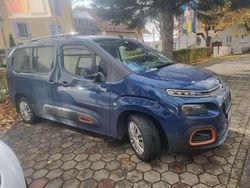 Blau Gebraucht 2019 Citroën Berlingo Shine Van / Kleinbus | 17.500 € (Teuer)