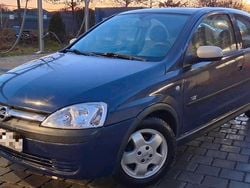 Blau Gebraucht 2003 Opel Corsa Kleinwagen | 1.280 € (Fairer Preis)