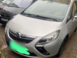 Grau Gebraucht 2013 Opel Zafira Tourer Van / Kleinbus | 5.100 € (Guter Preis)