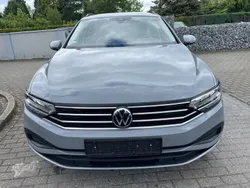Grau Gebraucht 2022 VW Passat Kombi | 16.999 € (Superpreis)