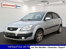 Silber Gebraucht 2009 Kia Rio Limousine | 1.999 € (Superpreis)