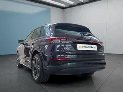 Violett Gebraucht 2022 Audi Q4 e-tron SUV | 25.399 € (Guter Preis)