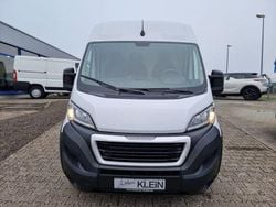 Weiß Gebraucht 2022 Peugeot Boxer Van | 18.950 € (Superpreis)