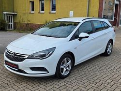 Weiß Gebraucht 2016 Opel Astra Edition Kombi | 5.995 € (Superpreis)