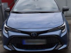 Blau Gebraucht 2022 Toyota Corolla Hybrid Team Limousine | 22.800 €