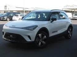 Weiss digital white metallic Gebraucht 2025 Smart #1 Edition #1 SUV | 35.449 € (Teuer)