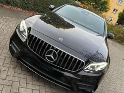 Schwarz Gebraucht 2019 Mercedes E300 AMG line Limousine | 32.500 € (Fairer Preis)