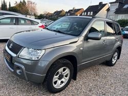 Grau Gebraucht 2005 Suzuki Grand Vitara Comfort+ SUV | 5.499 € (Fairer Preis)