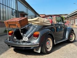Grau Gebraucht 1973 VW Käfer Cabrio | 37.000 €