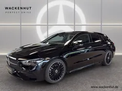 Schwarz Gebraucht 2024 Mercedes CLA220 Shooting Brake AMG Kombi | 44.290 €