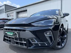 Mitternachtsschwarz Gebraucht 2024 Cupra Leon Limousine | 29.860 € (Fairer Preis)