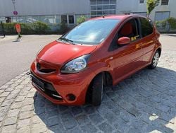 Orange Gebraucht 2012 Toyota Aygo Connect Style Kleinwagen | 3.999 € (Fairer Preis)