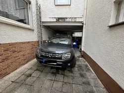Grau Gebraucht 2014 Dacia Duster SUV | 7.500 € (Etwas zu teuer)