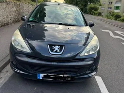 Grau Gebraucht 2009 Peugeot 206 Limousine | 2.500 € (Etwas zu teuer)