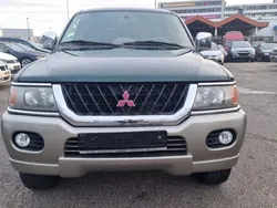 Grün Gebraucht 2001 Mitsubishi Pajero SUV | 8.900 € (Superpreis)