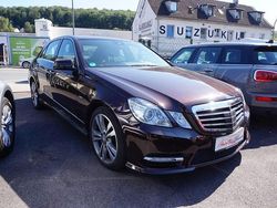 Braun Gebraucht 2012 Mercedes E300 AMG line Limousine | 14.990 € (Fairer Preis)