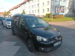 Schwarz Gebraucht 2012 VW Caddy Maxi Van / Kleinbus | 12.500 € (Teuer)