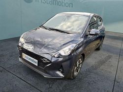 Grau Gebraucht 2024 Hyundai i10 Trend Kleinwagen | 18.490 € (Fairer Preis)