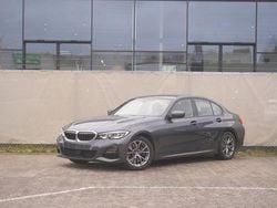 Grau Gebraucht 2020 BMW 330 M Sport Limousine | 30.000 € (Guter Preis)