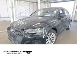Mythosschwarz metallic (metallic) Gebraucht 2023 Audi A3 Sportback Limousine | 23.990 € (Guter Preis)