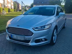 Silber Gebraucht 2015 Ford Mondeo Kombi | 9.700 € (Teuer)