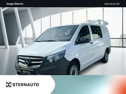 Arktikweiß Gebraucht 2021 Mercedes Vito Van / Kleinbus | 35.688 € (Teuer)