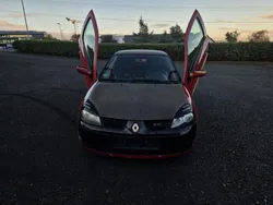 Rot Gebraucht 2001 Renault Clio II Authentique Kleinwagen | 990 € (Guter Preis)