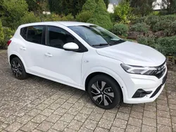 Weiß Neu 2025 Dacia Sandero Expression Kleinwagen | 15.980 € (Guter Preis)
