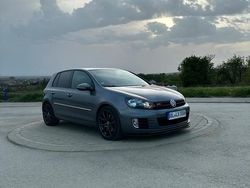 Silber Gebraucht 2011 VW Golf VI GTI Limousine | 11.000 € (Etwas zu teuer)