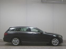 Schwarz Gebraucht 2020 Mercedes C220 Avantgarde Limousine | 20.380 € (Superpreis)