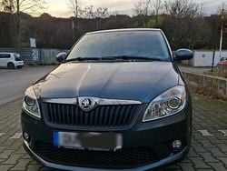 Grau Gebraucht 2014 Skoda Fabia Elegance Limousine | 6.899 € (Superpreis)