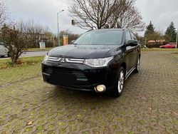 Schwarz Gebraucht 2013 Mitsubishi Outlander SUV | 7.300 €
