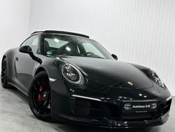 Schwarz Gebraucht 2017 Porsche 911 Carrera 4 GTS Sport Coupé | 99.800 € (Guter Preis)