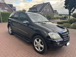 Schwarz Gebraucht 2006 Mercedes ML420 SUV | 6.700 € (Fairer Preis)